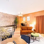 Apartment L'autel La Crypte Mysterieuse De - Sauna & Balneo