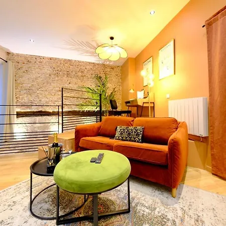 L'autel La Crypte Mystérieuse De - Sauna&balnéo * Rouen