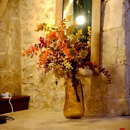 L'autel La Crypte Mysterieuse De - Sauna & Balneo Rouen