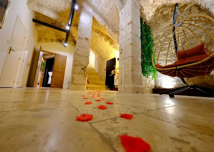 L'autel La Crypte Mysterieuse De - Sauna & Balneo * Rouen